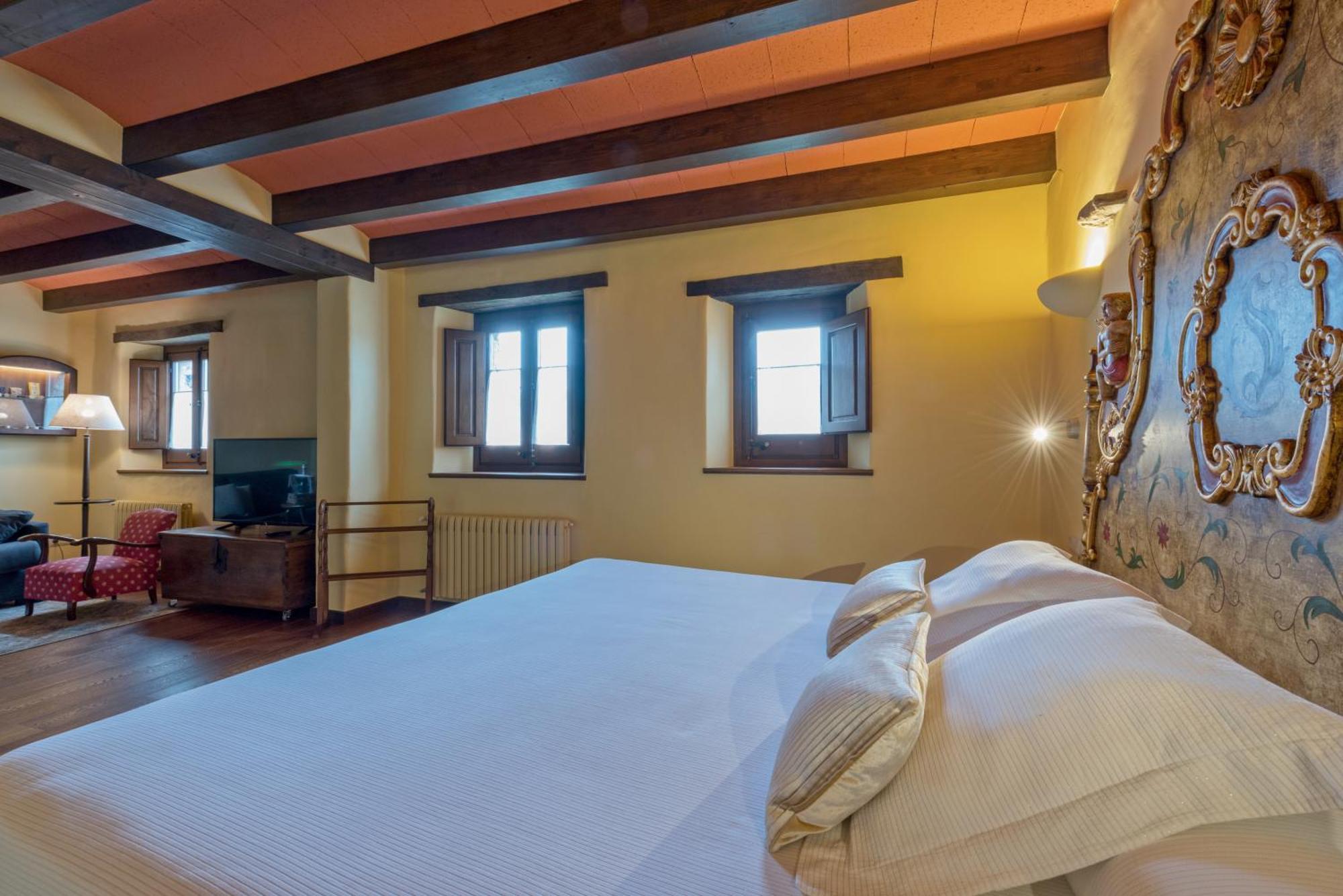 Hotel Cal Sastre Santa Pau Rum bild