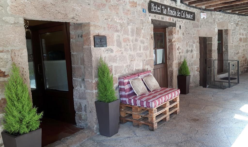 Hotel Cal Sastre Santa Pau Exteriör bild